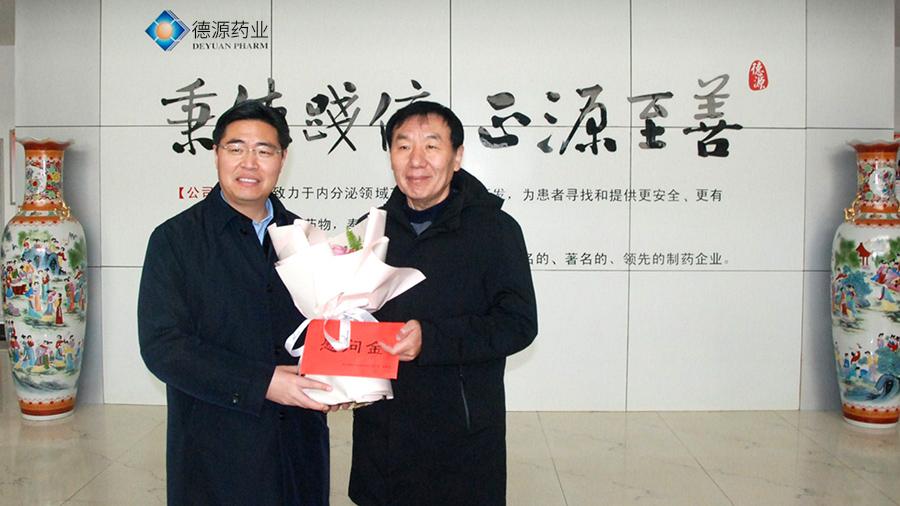 市委常委、開發(fā)區(qū)黨工委書記曹衛(wèi)東來公司走訪慰問并檢查安全工作